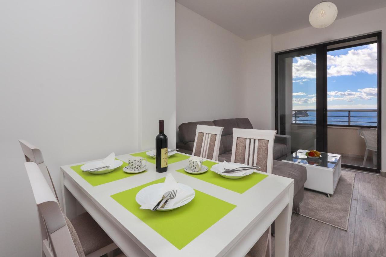 Apartment Sidro Petrovac Екстериор снимка