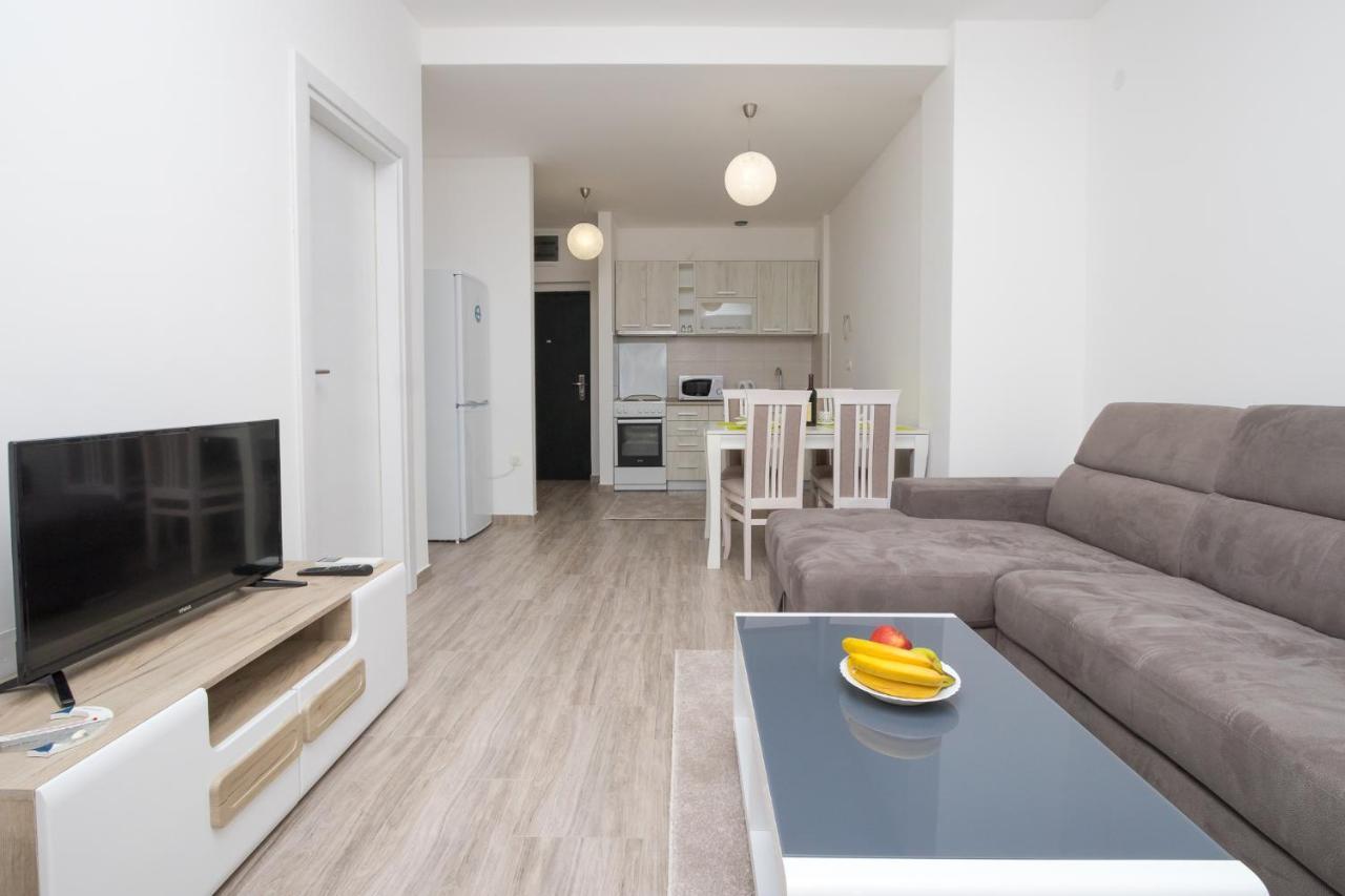 Apartment Sidro Petrovac Екстериор снимка